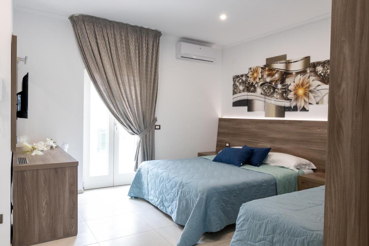 Mary VI Rooms Peschici Luaran gambar