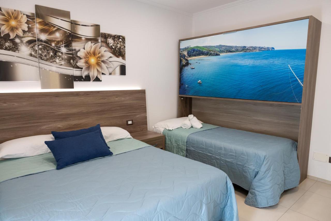 Mary VI Rooms Peschici Luaran gambar